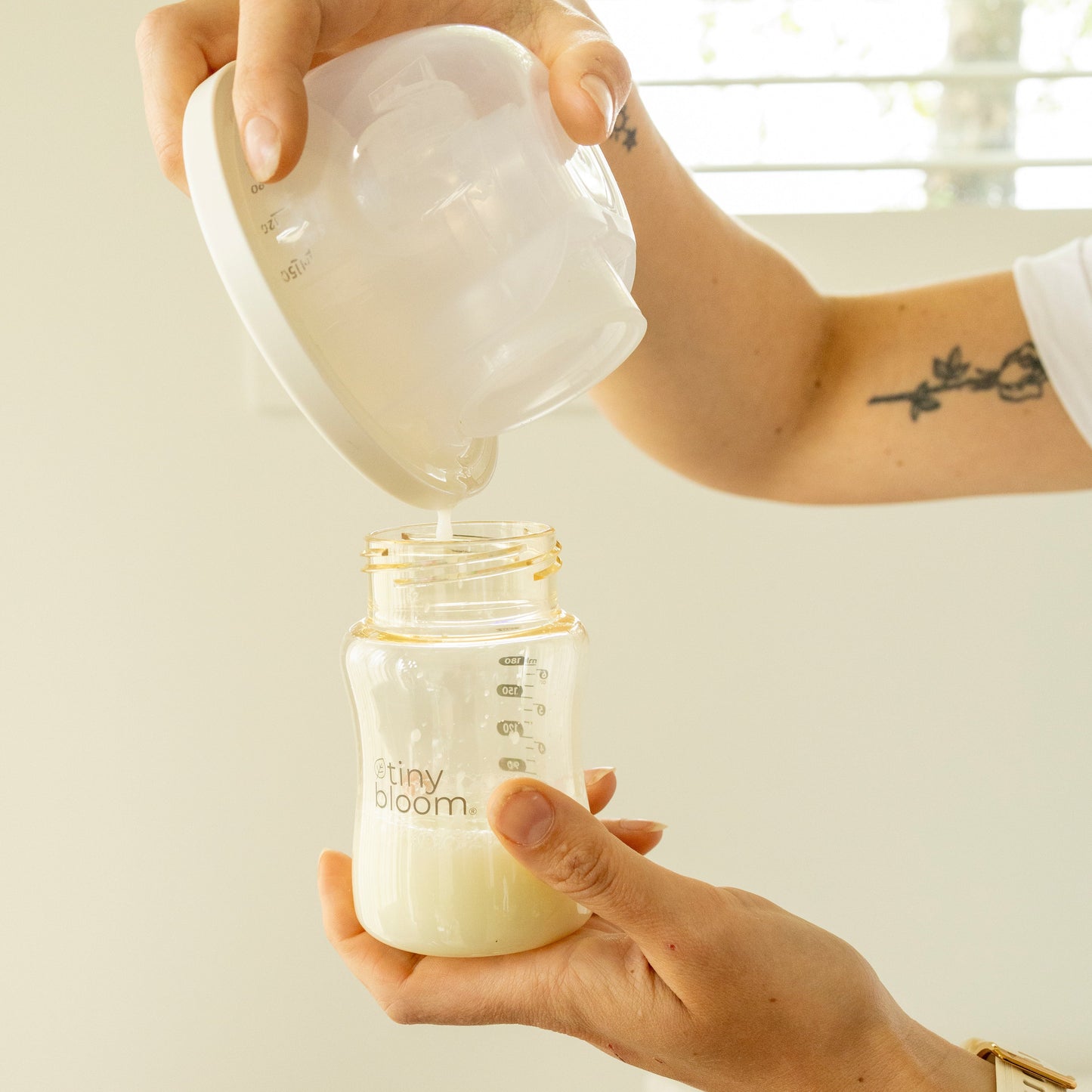 Hands-Free Wearable Breast Pump - Hospital Grade Cordless